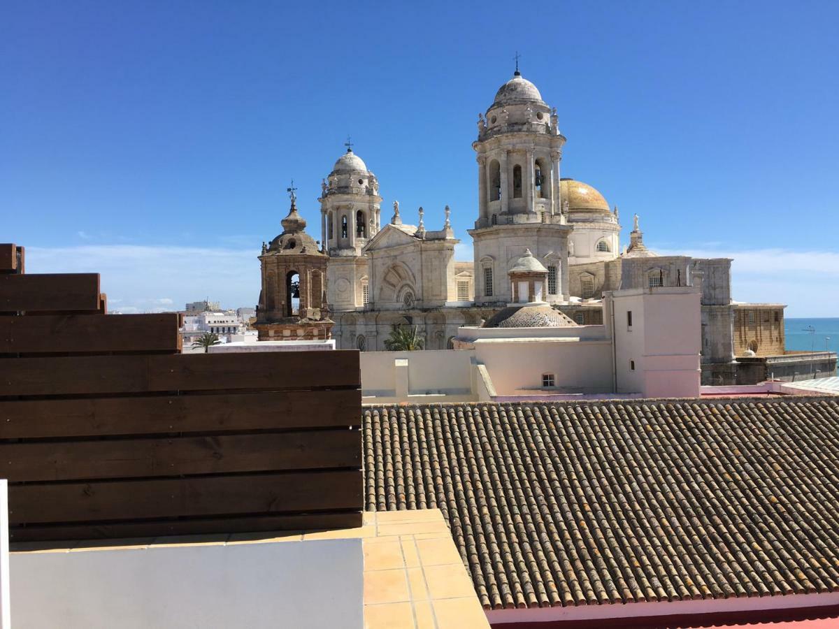 Diseno Y Confort Junto A La Catedral Cadiz Exterior photo